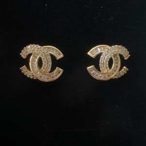 Crystal fashion earrings